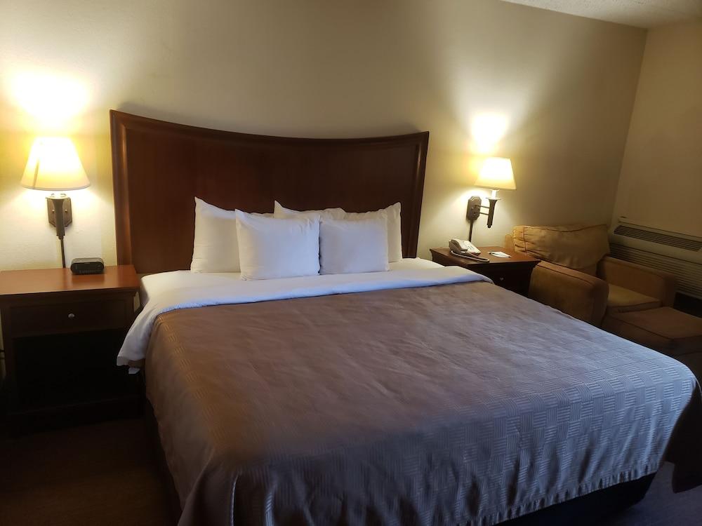 Tulsa Square Hotel Central, I-44 By Oyo Ngoại thất bức ảnh