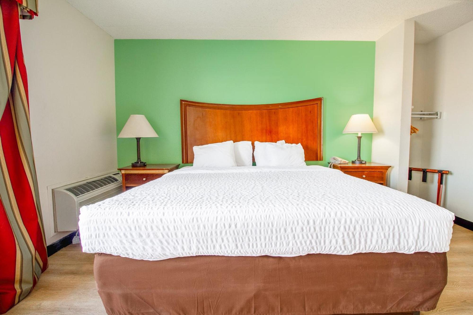 Tulsa Square Hotel Central, I-44 By Oyo Ngoại thất bức ảnh