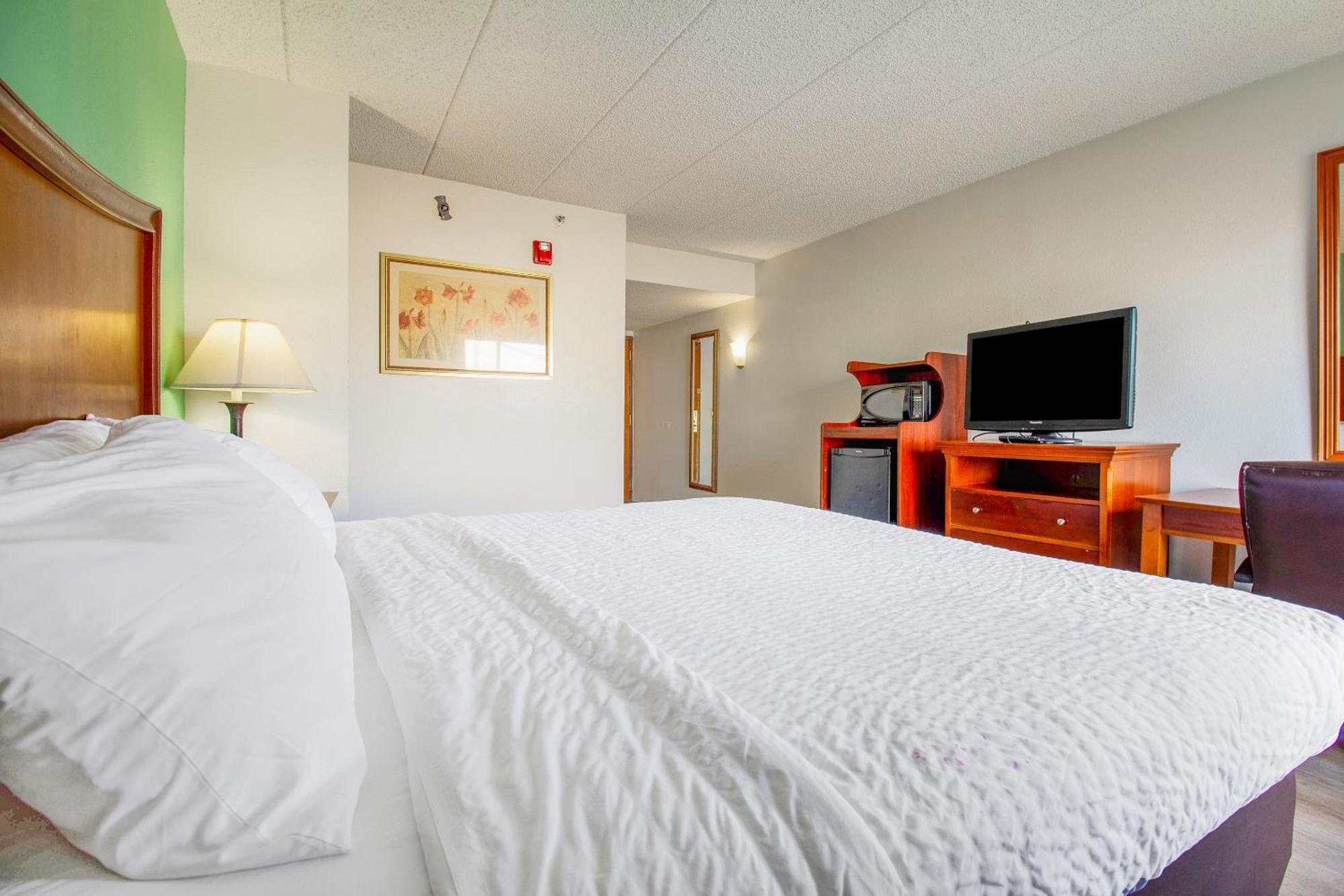 Tulsa Square Hotel Central, I-44 By Oyo Ngoại thất bức ảnh